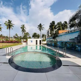 Avron Beach Resort - Piscine