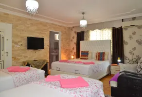 Sinter Terasse House Hotel - Room