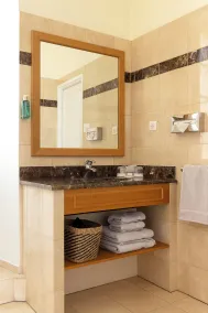 Hôtel Saint-Laurent, The Originals Relais - Bagno