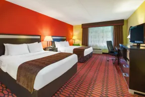 Baymont by Wyndham Harrisburg - Chambre