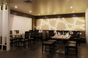 Hotel Grand Kailash - Restaurant