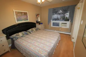 Riverfront Villa - Room