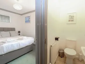 White Gables - Bathroom