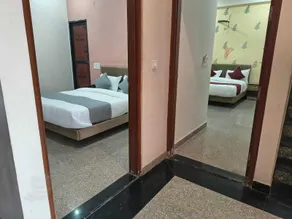 Hotel Funday Grand - Chambre