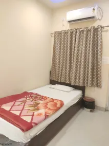 Krishna Bhavan And Events - Chambre