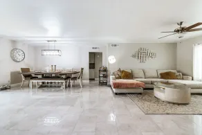 Airy Tempe Vacation Rental w Gas Grill Pool - Interiør