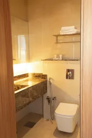 Park Avenues Hotel - Bathroom