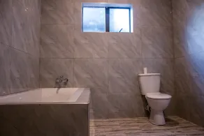 Kafusi Lodge - Bathroom