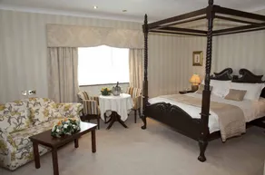 Seven Oaks Hotel - Chambre