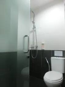 BG Business Hotel - Baño