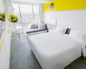 YELLO Hotel Paskal Bandung - Room