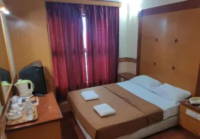 Flora Place Hotel - Chambre