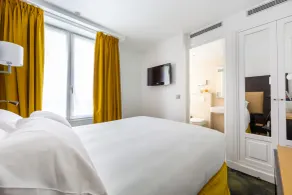 Logis Hôtel 15 Montparnasse - Room