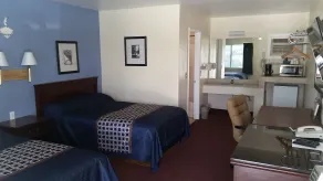 Rodeway Inn & Suites Blythe I-10 - Chambre