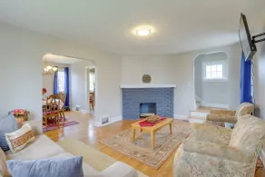 Inviting Vacation Home: 2 Mi to Mill Creek Falls! - Intérieur