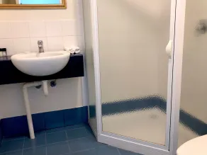 Douglas Riverside - Bathroom