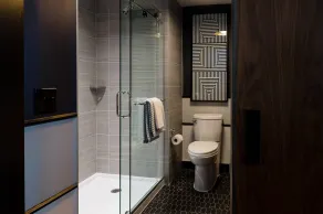 Cambria Hotel Boston Somerville - Badezimmer