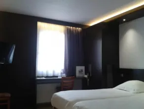 Cottage Logis Hôtel - Restaurant - Chambre