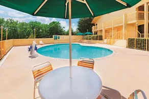 La Quinta Inn by Wyndham San Antonio Lackland - Pool