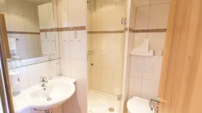 Hotel-Restaurant zum Ochsen - Bathroom