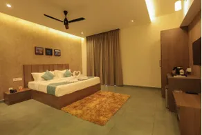 Holidays Garden Resort - Room