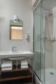 Hôtel Louison - Salle de bain