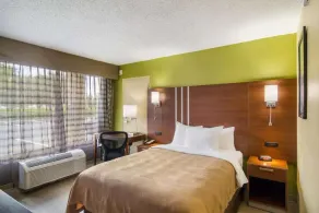 Stayable Jax West - Room