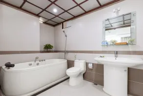 Star Hotel and Spa Da Nang - Bathroom