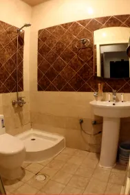 شقق مسكن الضيافة للشقق المخدومة 2 - Bathroom