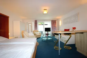 Studio Apartment With Terrace, own Parking Space and a Small Lake 500 m Away - Camera