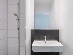 B&B Hotel München-Trudering - Baño