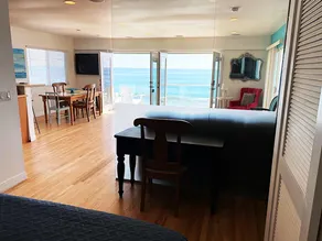 Malibu Private Beach Apartments - Chambre