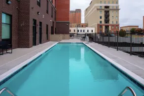 Hampton Inn & Suites Winston-Salem Downtown - Pool