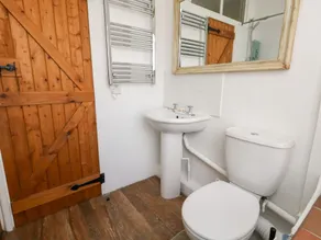 Eweleaze - Baño