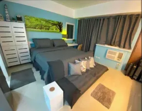 One Palm Tree Villas across NAIA-T3 - Zimmer