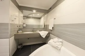 Best Western JFK Hotel - Badezimmer
