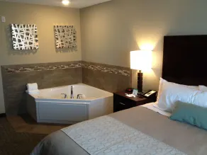 GrandStay Hotel & Suites - Glenwood - Pool