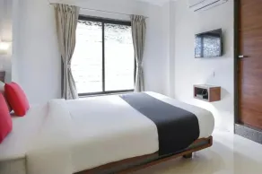 Hotel Shreeyash Executive - Utsikt från rummet