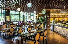 Grand Skylight Hotel - Restaurang
