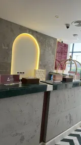 فندق جولدن بلكون-Golden Balcony Hotel - Recepción