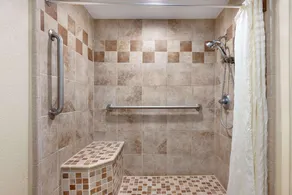 Super 8 by Wyndham Ruston - Salle de bain