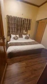 Hotel Babua Hyness - Room