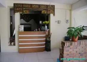 Urbanview Hotel Omah Anin Batu by RedDoorz - Réception
