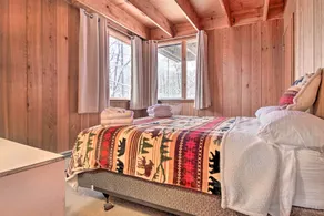 Walk to Ski Trails: Ludlow Home on Okemo Mountain! - Interiør