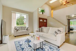 Washington Retreat w/ Yard - Near Seattle! - Interior