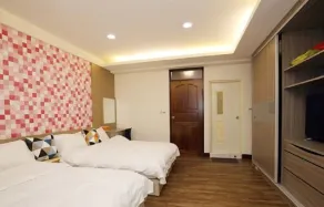 93 街房 近溪頭 杉林溪 紫南宮 國旅卡商店 - Habitación
