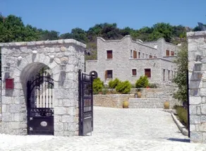 Lalloudes Hotel Mani - Réception