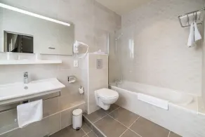 The Originals Boutique, Hôtel Normandie, Auxerre - Salle de bain
