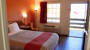 Motel 6-Dayton, OH - Chambre