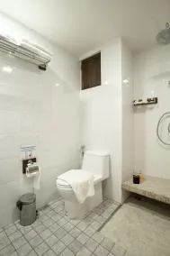 Night Bazaar Inn - Salle de bain